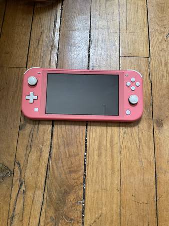 nintendo switch lite - coral 1