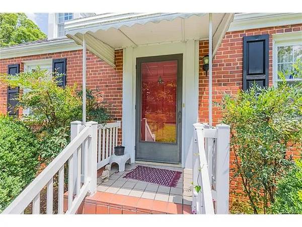 $1,955 / 4br - 1780ft2 - Fenced rear yard. (Glen Allen, VA)64027113343235120