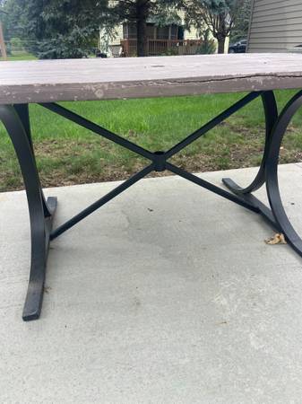 PATIO TABLE 1