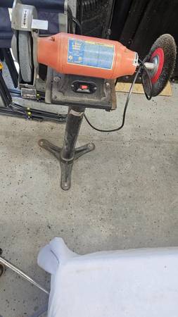 BENCH GRINDER/BUFFER 1