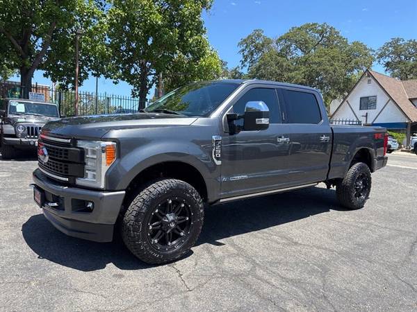 2017 Ford F250 Super Duty Platinum*4X4*Totalmente equipado*Techo panorámico*FX4 - $56,999 (Supreme Auto Llama al 916-695-3086 fair oaks)63470759597059121