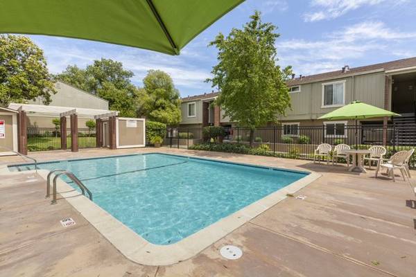 $1,800 / 1br - 646ft2 - ¡Excelente ubicación, haz el siguiente movimiento ahora! (concord / pleasant hill / martinez)63687440962051124