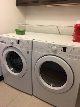 $900 / 1br - 450ft2 - Master bedroom own bathroom (Flamingo and Decatur)63859612932609124