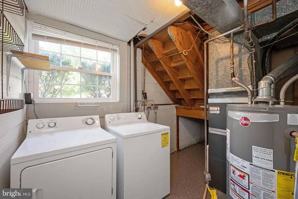 $900 Dale City VA, Habitación Privada, Baño Privado y Sala de Estar Propia63843416110211120