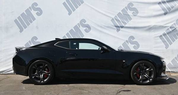 2017 Chevrolet Camaro Chevy SS 1 LE Paquete de rendimiento en pista con datos R - $35,995 (Jim's Auto Sales)63437165728387123