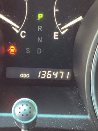 2010 Toyota Highlander - $9,500 (burlingame)63469764411009123