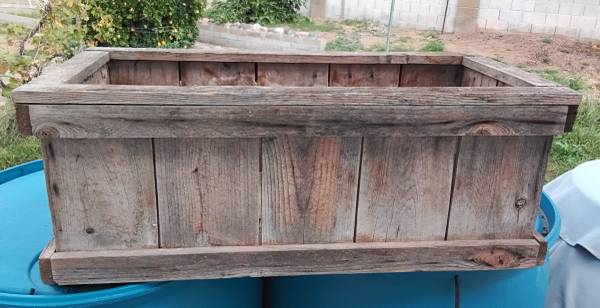 Cedar Planter Box 1