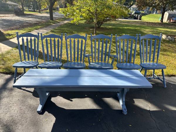 Chairs 6 Chairs - $50 (Waukesha)63470635129731120