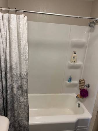 $1,300 / 1br - One Bedroom Single Family Home for Rent (Kenosha County)63774369909249123