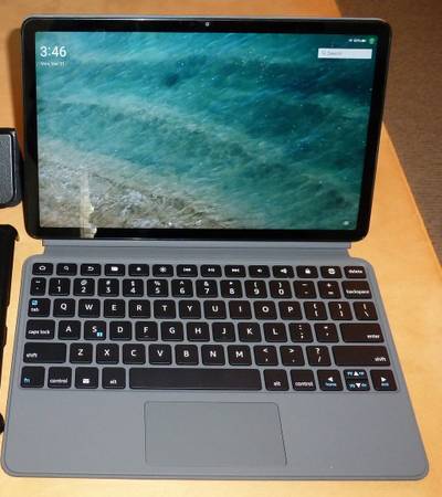 New Amazon Fire Max 11 tablet + case + keyboard. 1