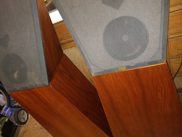 Vintage Floor Standing Spica Speakers 1