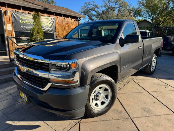 2016 Chevy Silverado 8' Long Bed *ONLY 19,149 Miles* *1 Owner* 1