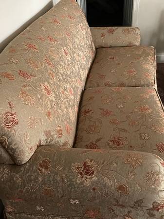 Beautiful fabric Sofa 1