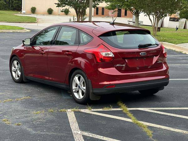 2014 Ford Focus SE  5 SPEED MANUAL - $5,95063620068097409122