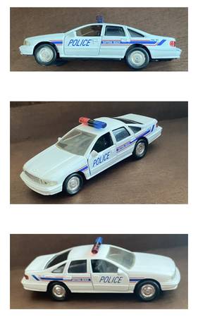 Daytona Chevy Capris Classic Police Diecast Car 1