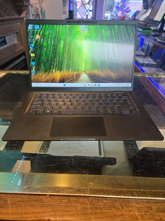 Dell Touch Ultrabook 1