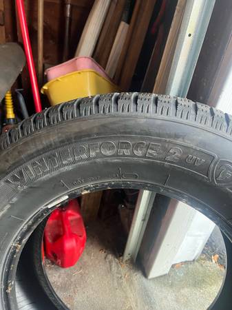 3 Firestone Winter force studded  P265/65 R18 1