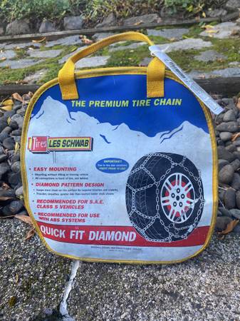 Les Schwab Quick Fit Diamond Tire Chains 1