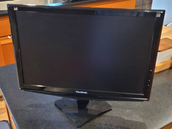 Viewsonic 19" computer monitor 1