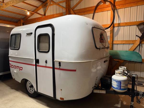2024 Scamp 13’ standard, Layout 1 (front bunks)(Embarrass) 1