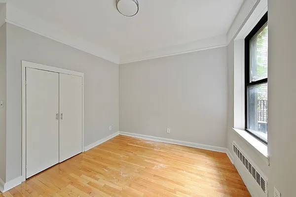 $3,470 / 1br - Lease Transfer Upper East Side (Upper East Side)63912047746434124