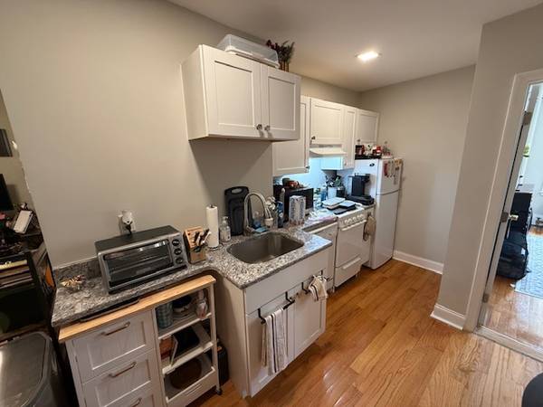 $2,600 / 1br - Apartamento renovado de 1 dormitorio/1 baño en Fenway | Cerca de la estación Symphony (Fenway)63655383415297121