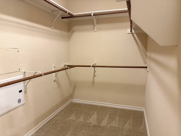 $1750.00 / 1br - 1013ft2 - 1 habitación (+ espacio de oficina) / 1.5 baños amplio condominio en el centro de Fort Worth63867603233539124