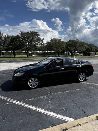 🚥2007 Lexus Es350 ~Equipado~paquete de grano de madera~nuevo estilo de carrocería~Limpio💫 - $3,500 (Cocoa fl)63612117827715121