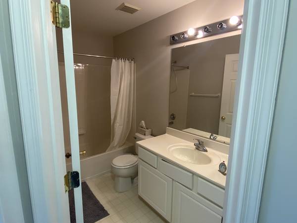 $775 Budget-Friendly Deal Available in Midtown South (Midtown South Central)63862608898819122