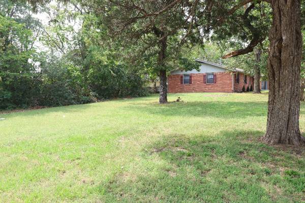$1550.00 / 3br - 1460ft2 - $1550.00/month Conveniently located charming 3/2 home with laundry and63982125533954124