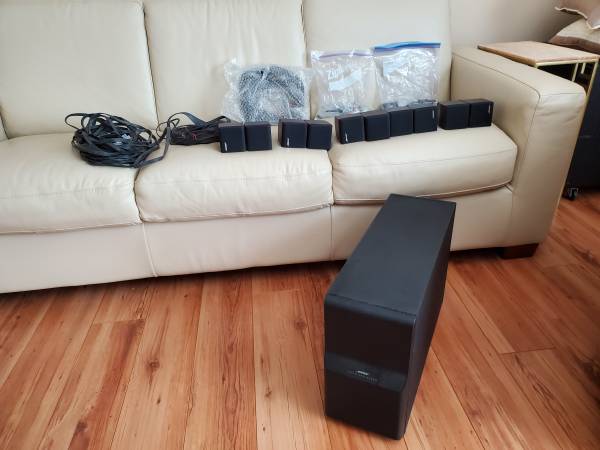 Bose Acoustimass -10 1