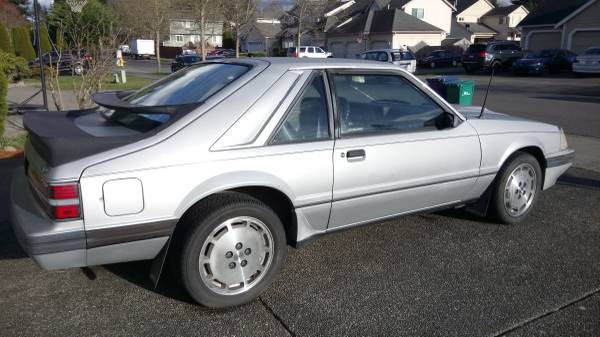 Raro Mustang SVO de 1984 - $14,999 (Auburn)63441451260545123