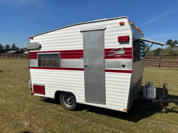 1969 Shasta compact 1