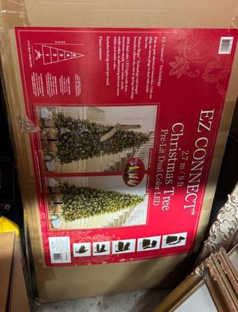 Christmas Tree Storage 1