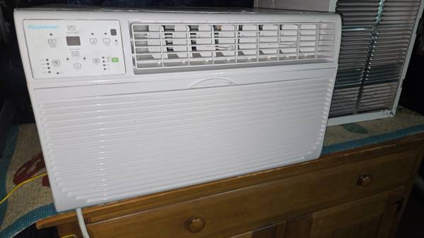 AC/ heater units - $250 (East Wenatchee)63441538270595121