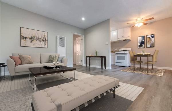 Gated community with pool, laundry room, private parking 1