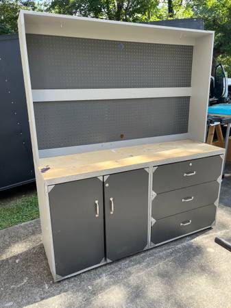 Garage workbench and cabinet set 1
