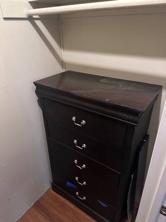 $975 / 4br - ROOM READY TO MOVE IN TODAY (chula vista)63819181037825123
