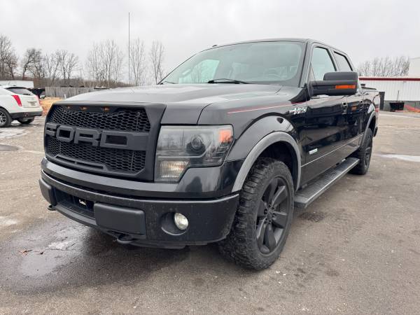 2013 Ford F-150 FX4 Crew Cab 4x4 - Clean Carfax! 1
