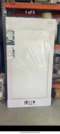 Trident sliding door NEW 1