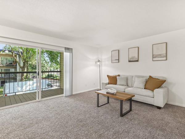 $1,525 / 2 habitaciones - 858 pies² - Apartamento de 2 habitaciones y 1 baño en planta baja, con $500 de descuento en el primer mes de alquiler63672654625153124