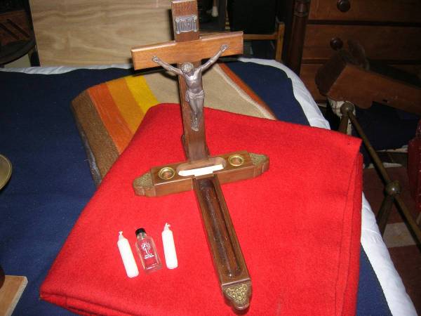 Antique Catholic Last Rights Religious Stand Kit 1