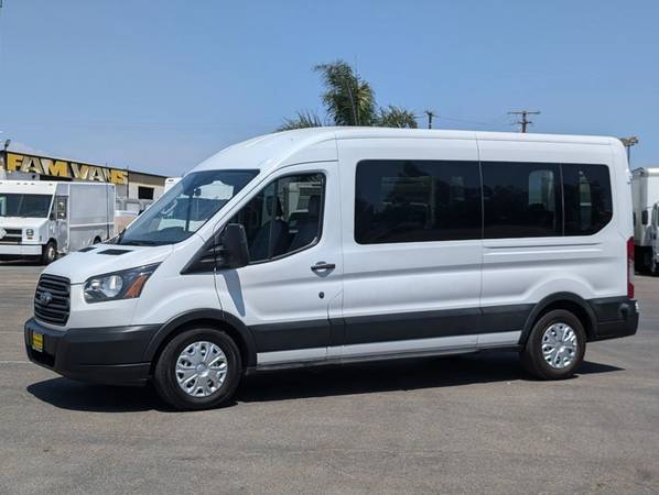 2018 Ford Transit-350 Long Medium - Photo 4