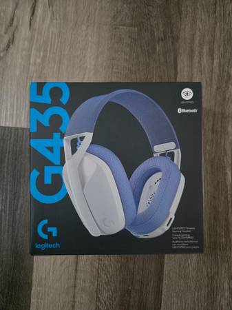 New Logitech G435 Gaming Headset 1
