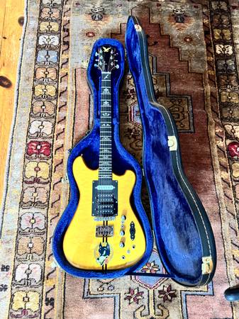 Phred Instruments- Jerry Garcia Wolph Guitar 1