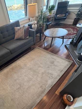 100% Wool Round Area Rug - 6' x 6' - Medium Gray 1