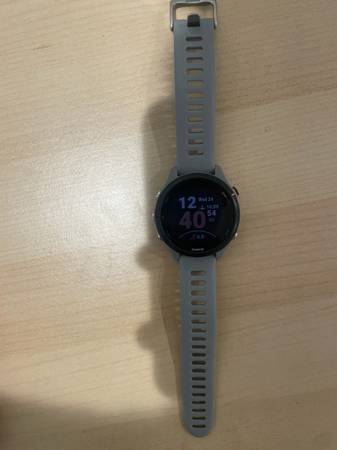 Garmin forerunner 255s running watch grey 1