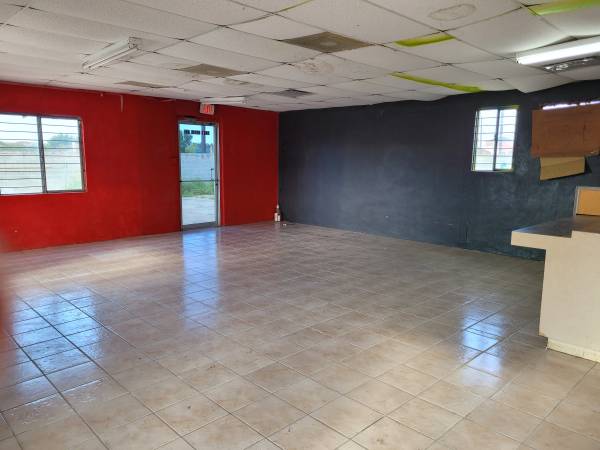 $2,000 $2,000 / 6075ft2 - Commercial property / Body or mechanic (Alton Texas (Alton Tx)64198891264257122