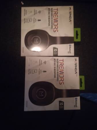 wireless headphones 1