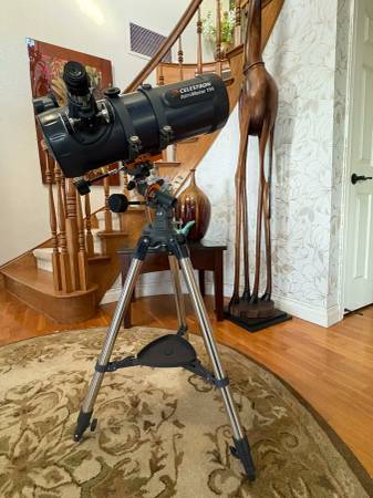Celestron AstroMaster 114 Telescope ** Like New 1